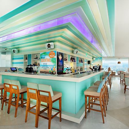 A La Carte Da Nang Beach Exteriör bild