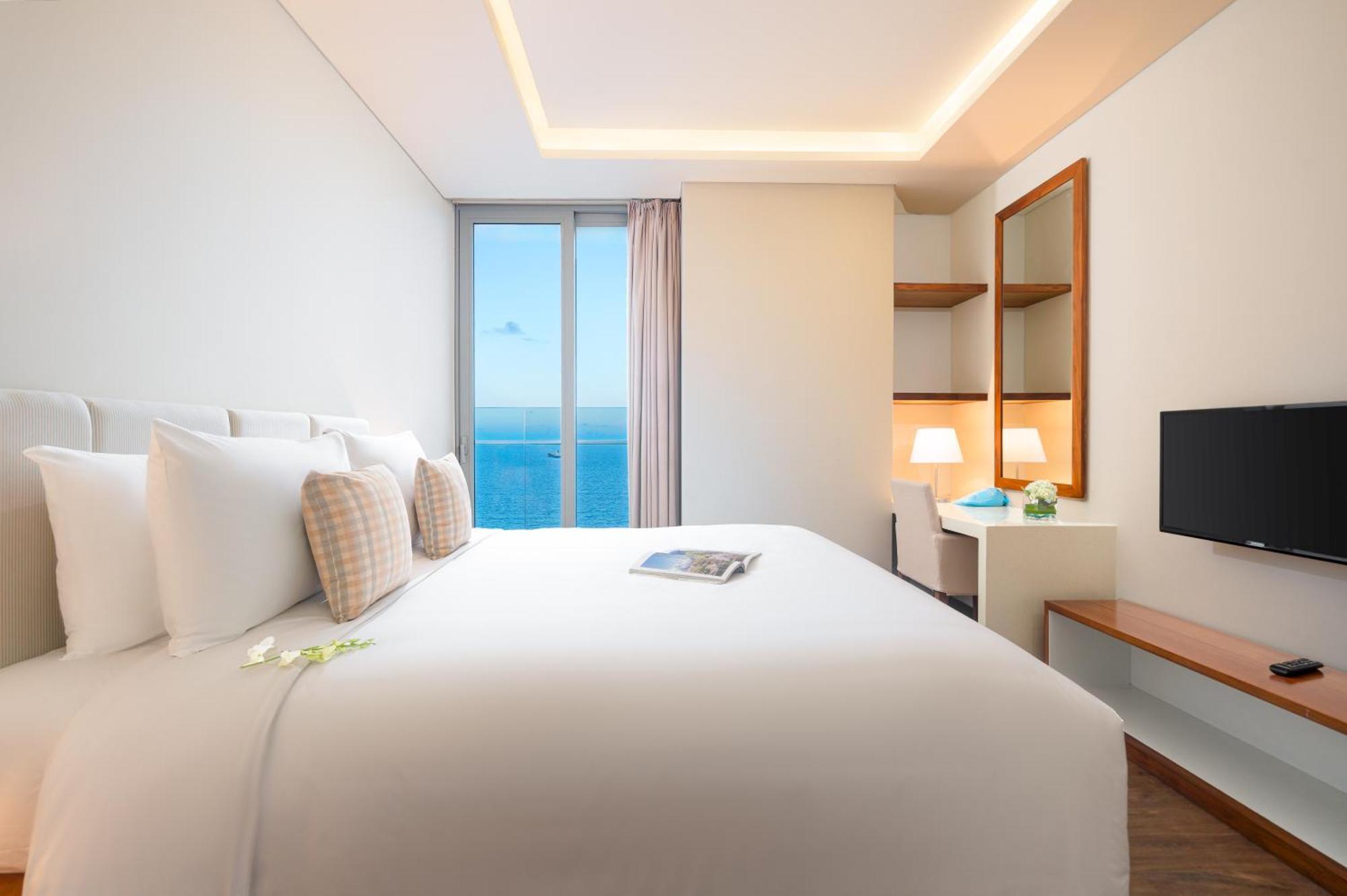 A La Carte Da Nang Beach Exteriör bild