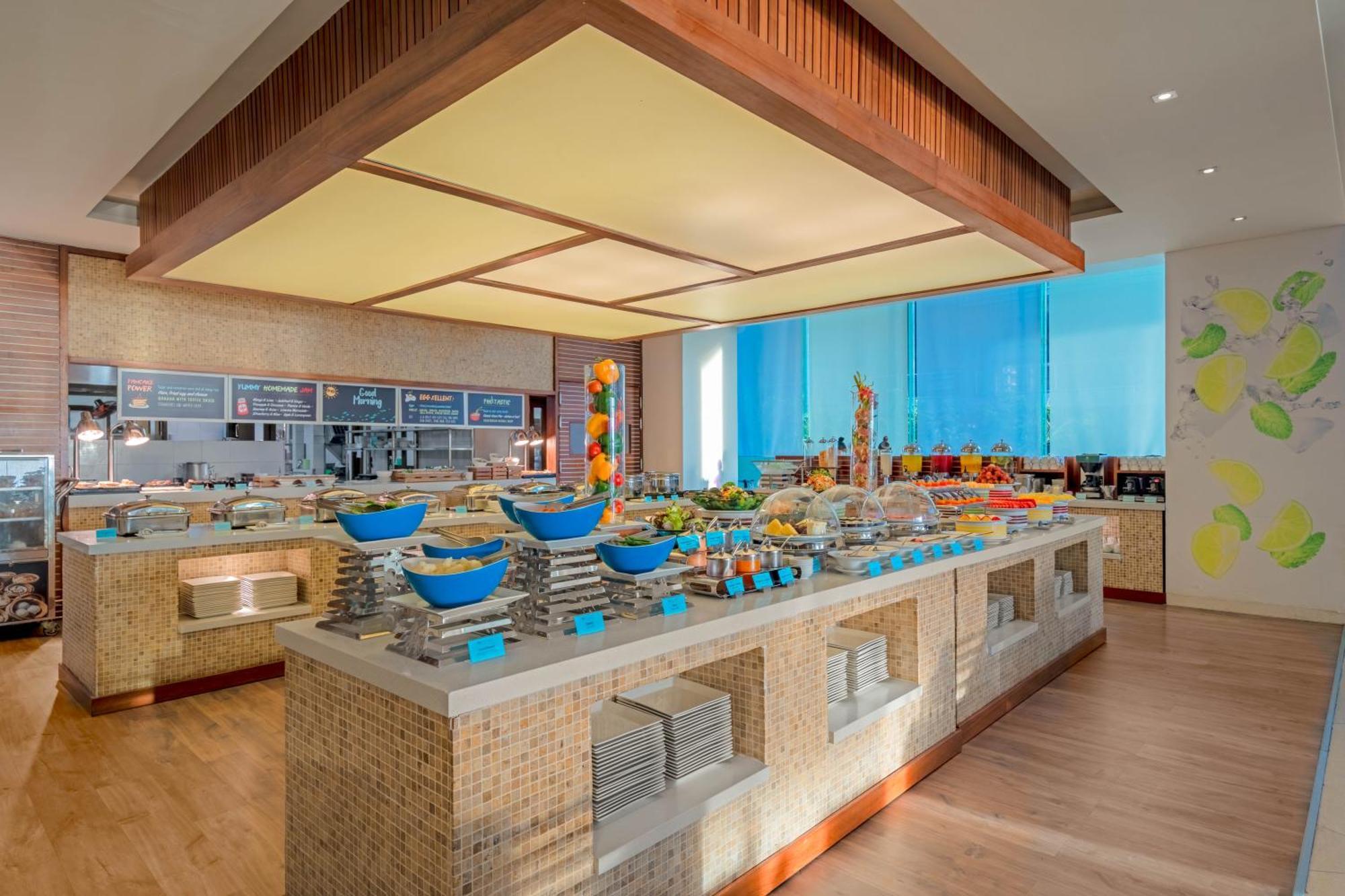 A La Carte Da Nang Beach Exteriör bild