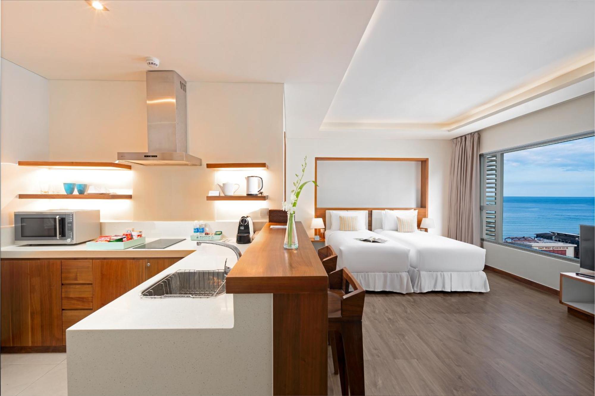 A La Carte Da Nang Beach Exteriör bild